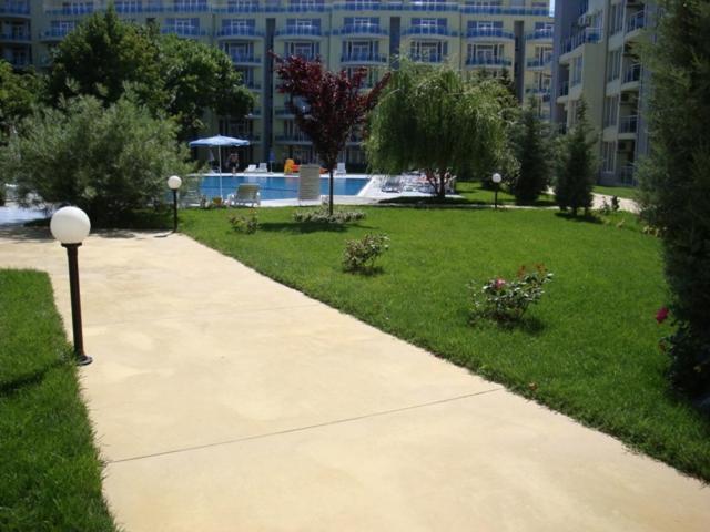 Oazis Cozy Beach Apartment Ravda Exteriör bild